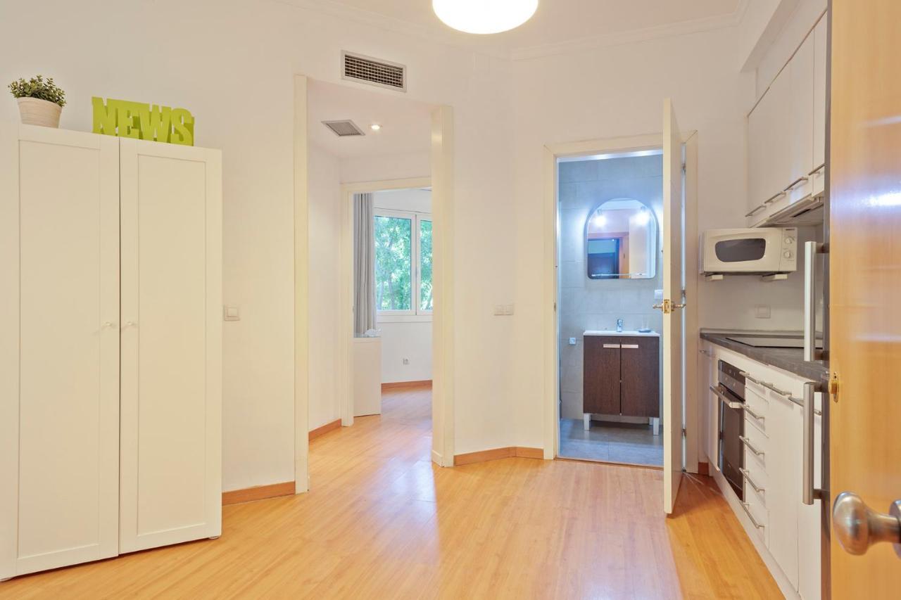 Alcam Paseo San Juan Apartment บาร์เซโลนา ภายนอก รูปภาพ