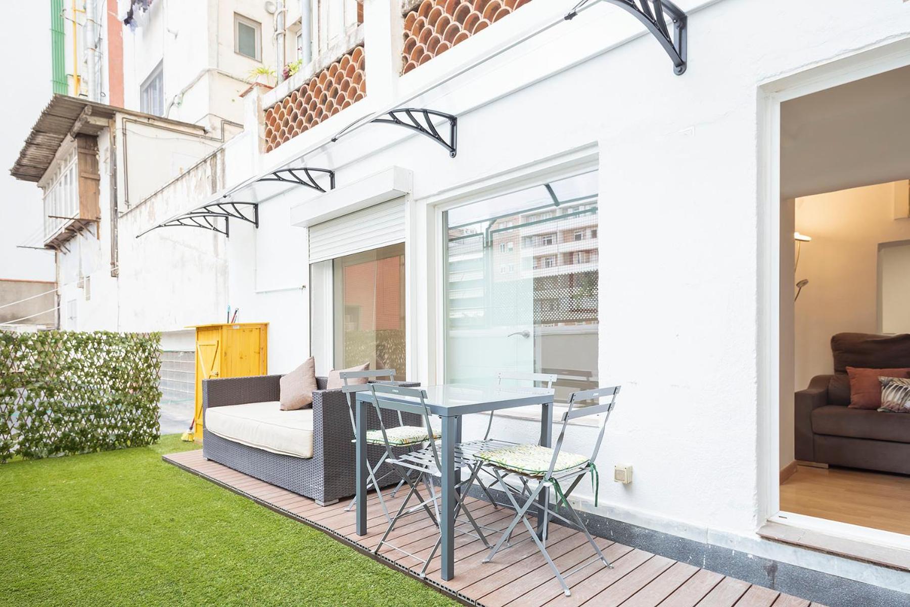 Alcam Paseo San Juan Apartment บาร์เซโลนา ภายนอก รูปภาพ
