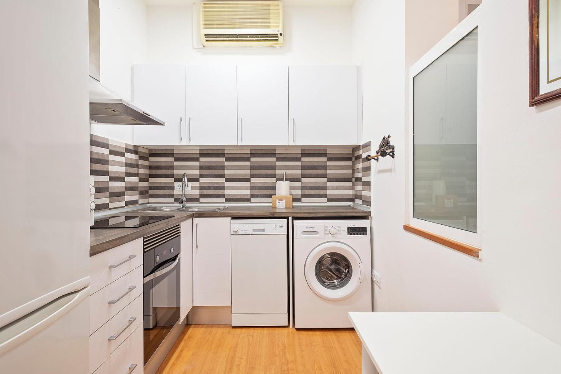 Alcam Paseo San Juan Apartment บาร์เซโลนา ภายนอก รูปภาพ